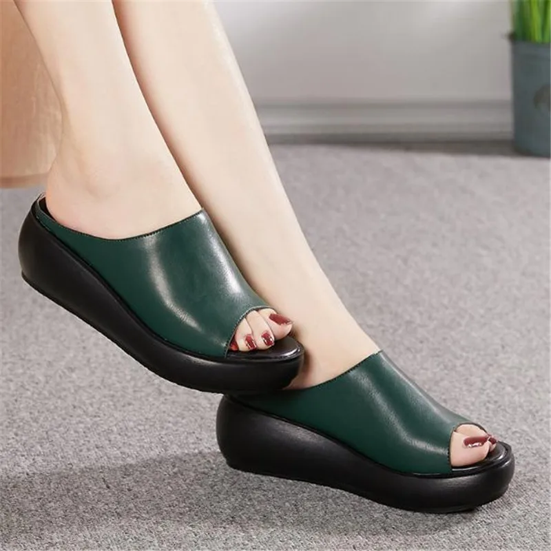 

Босоножки женские из натуральной кожи, ажурные сандалии на танкетке, обувь на платформе, лето