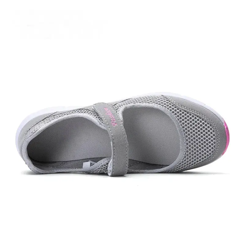 Women Tennis Shoes Female SuperLight Sneakers For Mother Gift 35-42 Size Breathable Sneakers Black Woman Flats Jogging Shoes