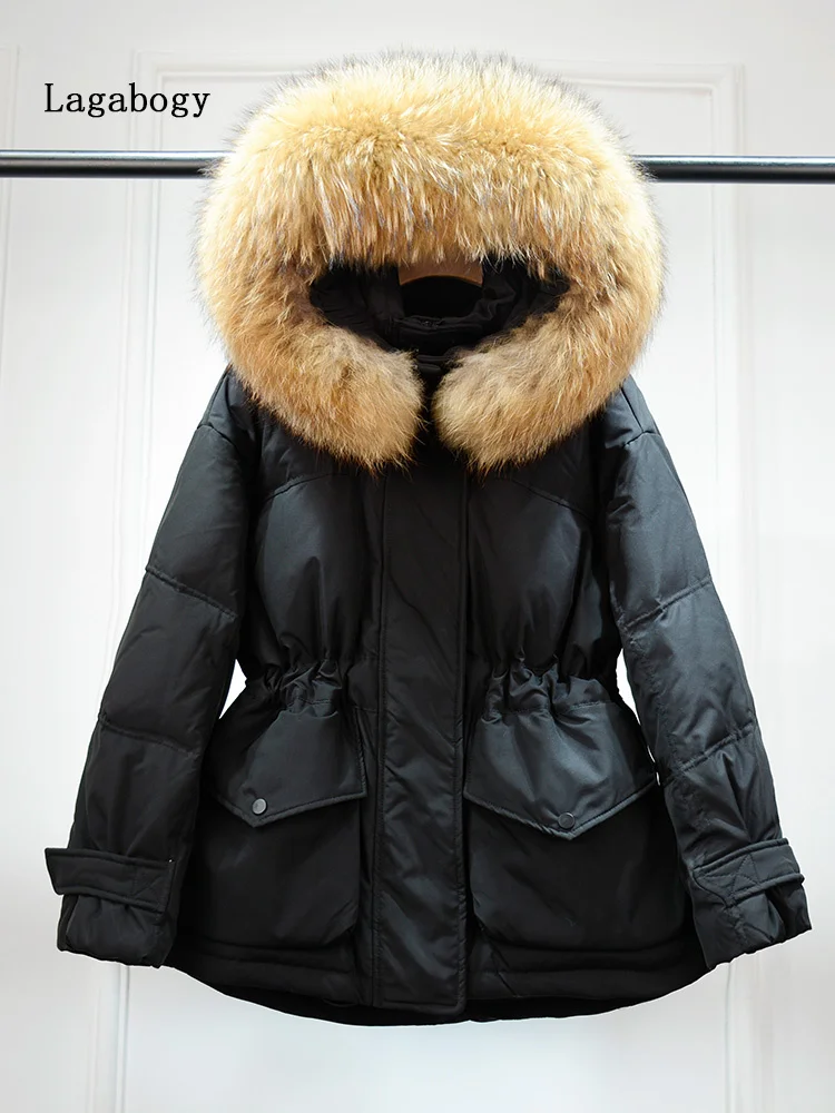 

Lagabogy 2022 New Winter Short Hooded Natural Fur Collar Loose Puffer Jacket Windproof Warm Snow Parkas 90% White Duck Down Coat