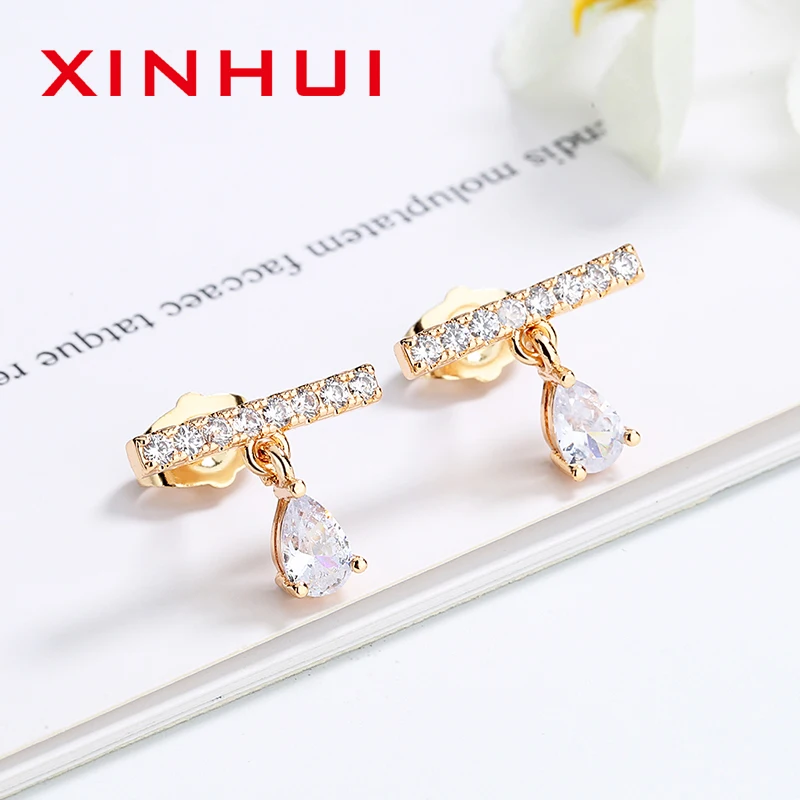 Xinhui 18 K Surrounded By Love Shining Main Stone Luxury Quality Jewelry Girlfriend Mom Wife Gift Best Wishes Women's Earrings