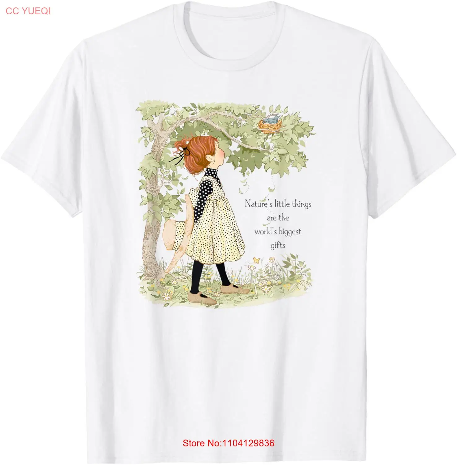 Фото Футболка Holly Hobbie Classic Natures Little Things с темным текстом и капюшоном №1