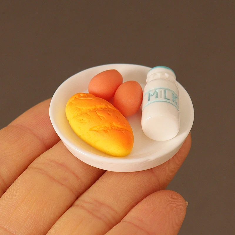 

5Pcs 1/12 Dollhouse Miniature Breakfast Egg Bread Milk Set Model Kitchen Food Accessories For Dolls House Decor Pretend Play Toy