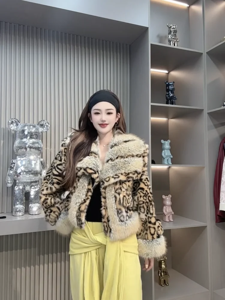 2024 Зимняя Новая европейская кашемировая верхняя одежда из норки Женская