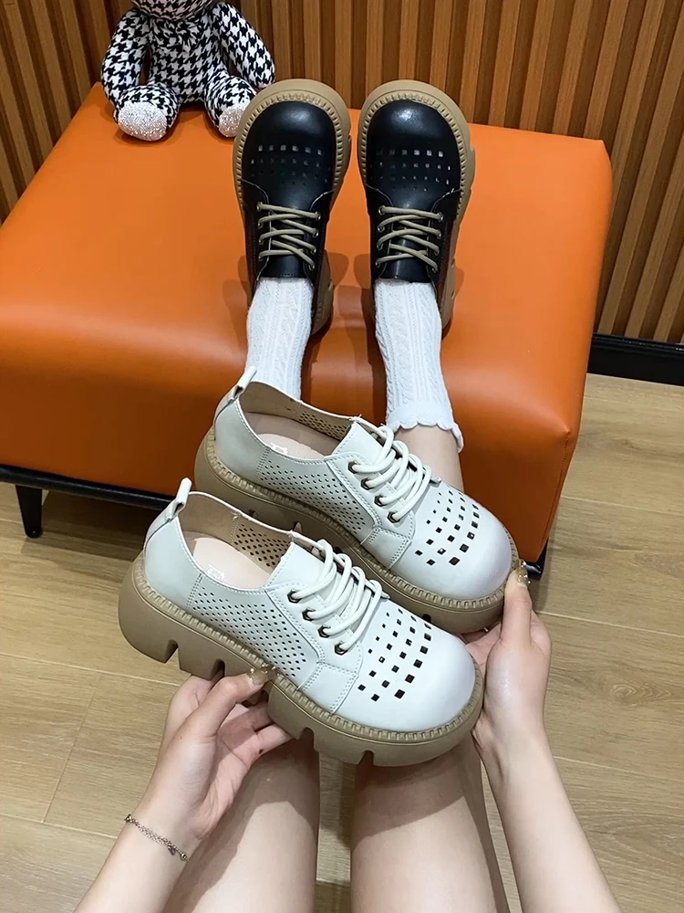 

Кроссовки женские сетчатые, повседневная обувь, на толстой подошве, дышащие, на платформе с розами, базовая обувь для отдыха, весна-лето 2022