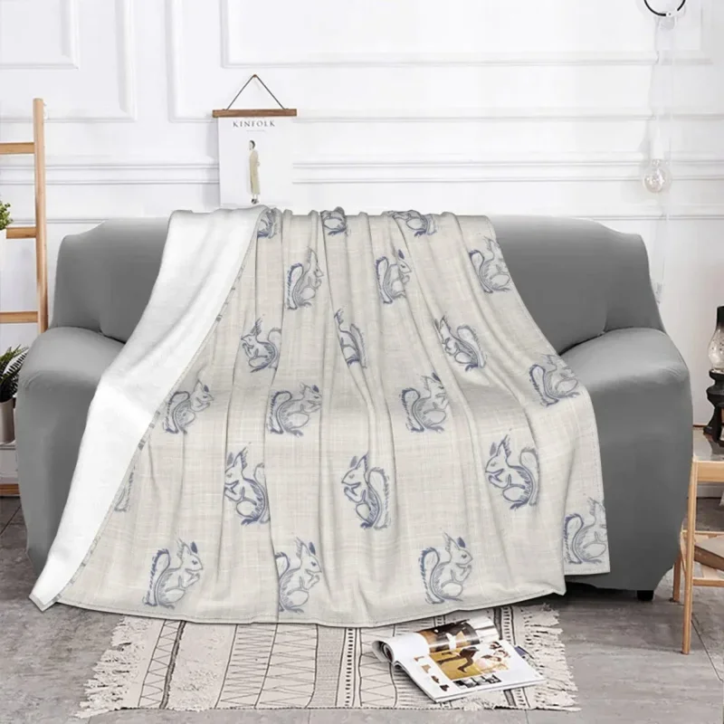 

Squirrel Cartoon Blankets Flannel Textile Decor Animal Portable Lightweight Throw Blanket For Home Car Bedspreads