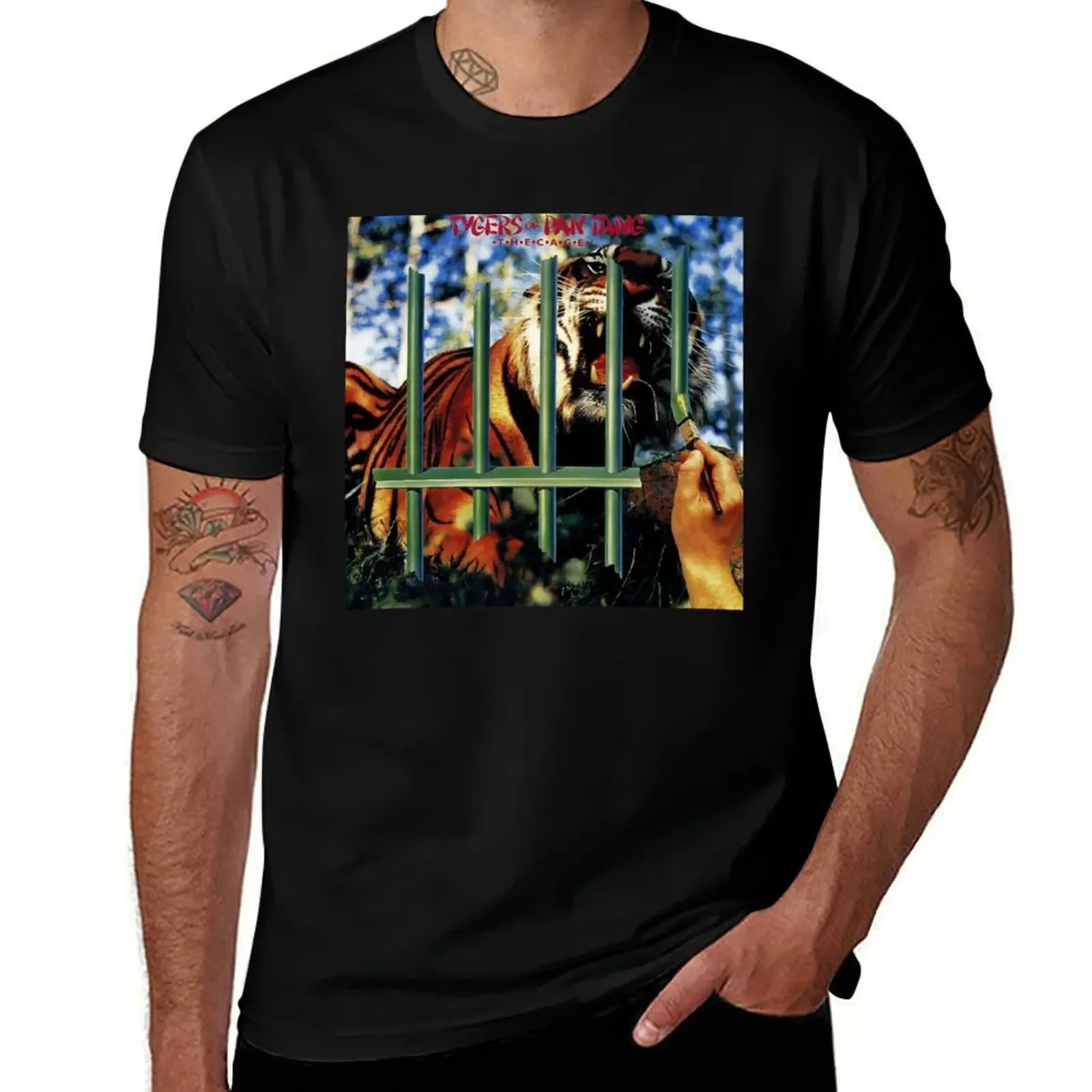Мужские футболки Tygers of Pan Tang - The Cage album 1982 голубые хлопок