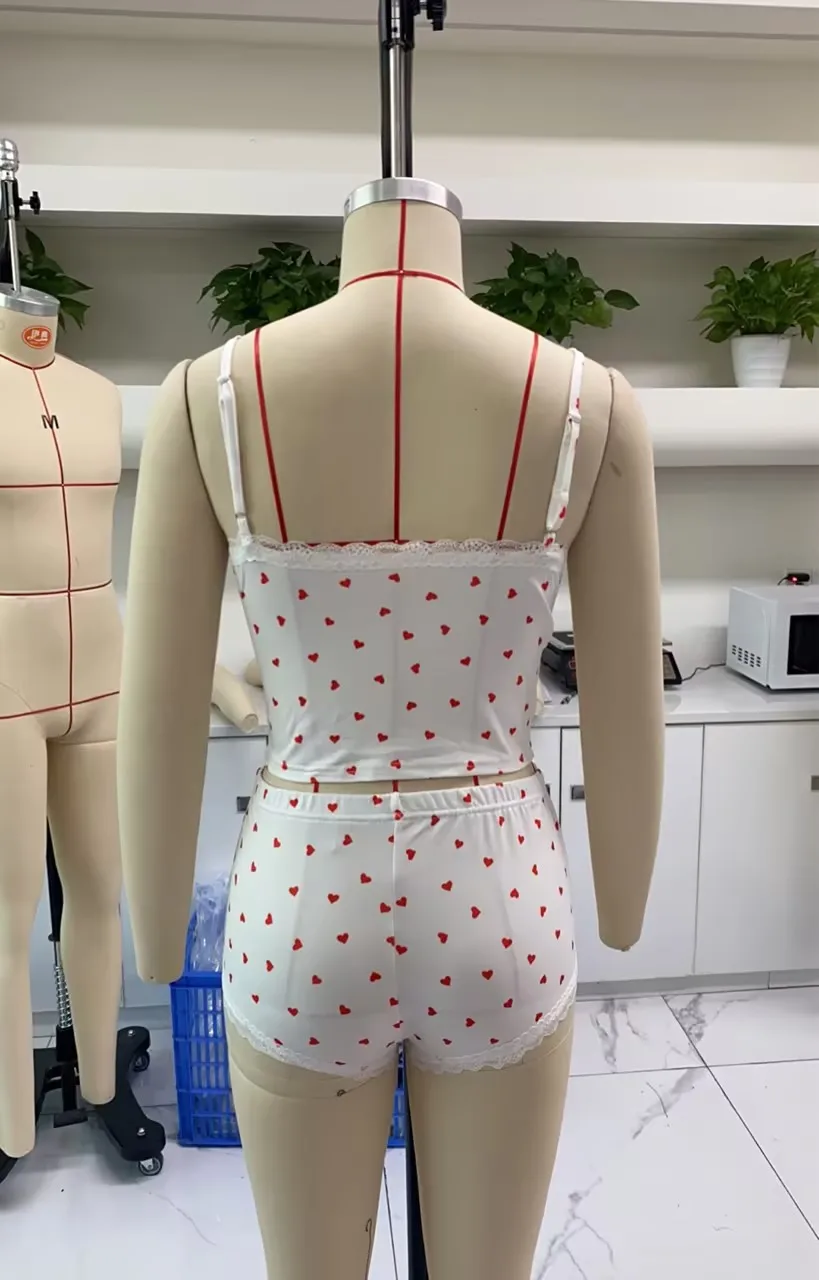 Пижамный комплект Женский Летний из двух предметов кружевная укороченная кофта