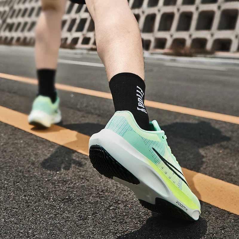 Men sneaker Lightweight Cushioning Outdoor Road Running Shoes Sport Shoes Elastic Women Walking Tenis Masculino Zapatilla Hombre