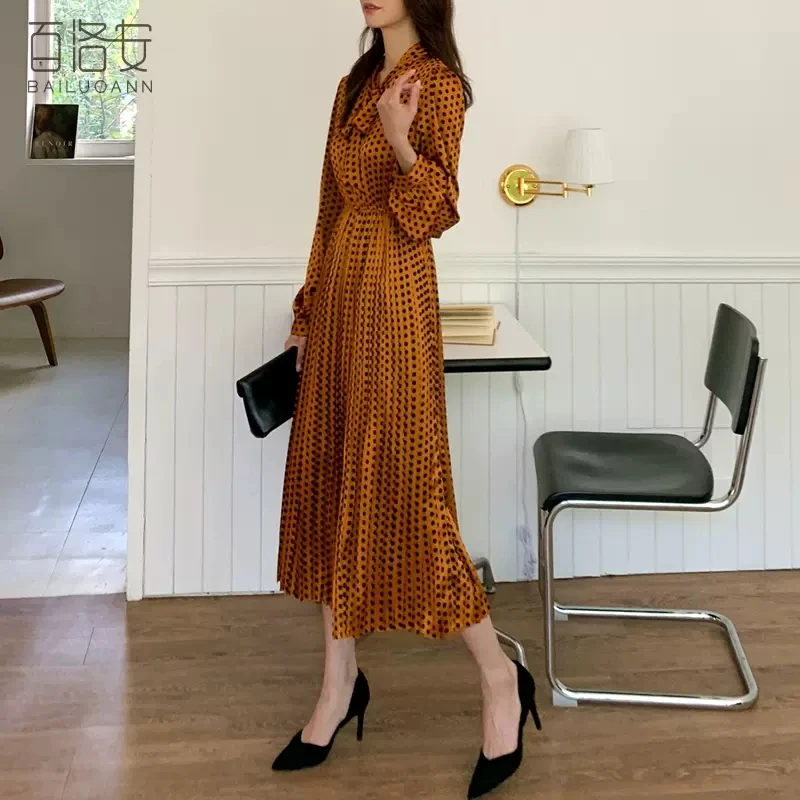 

Polka dot dress women's spring new Korean version of lace-up printed over-the-knee pleated long skirt waist A-line skirt