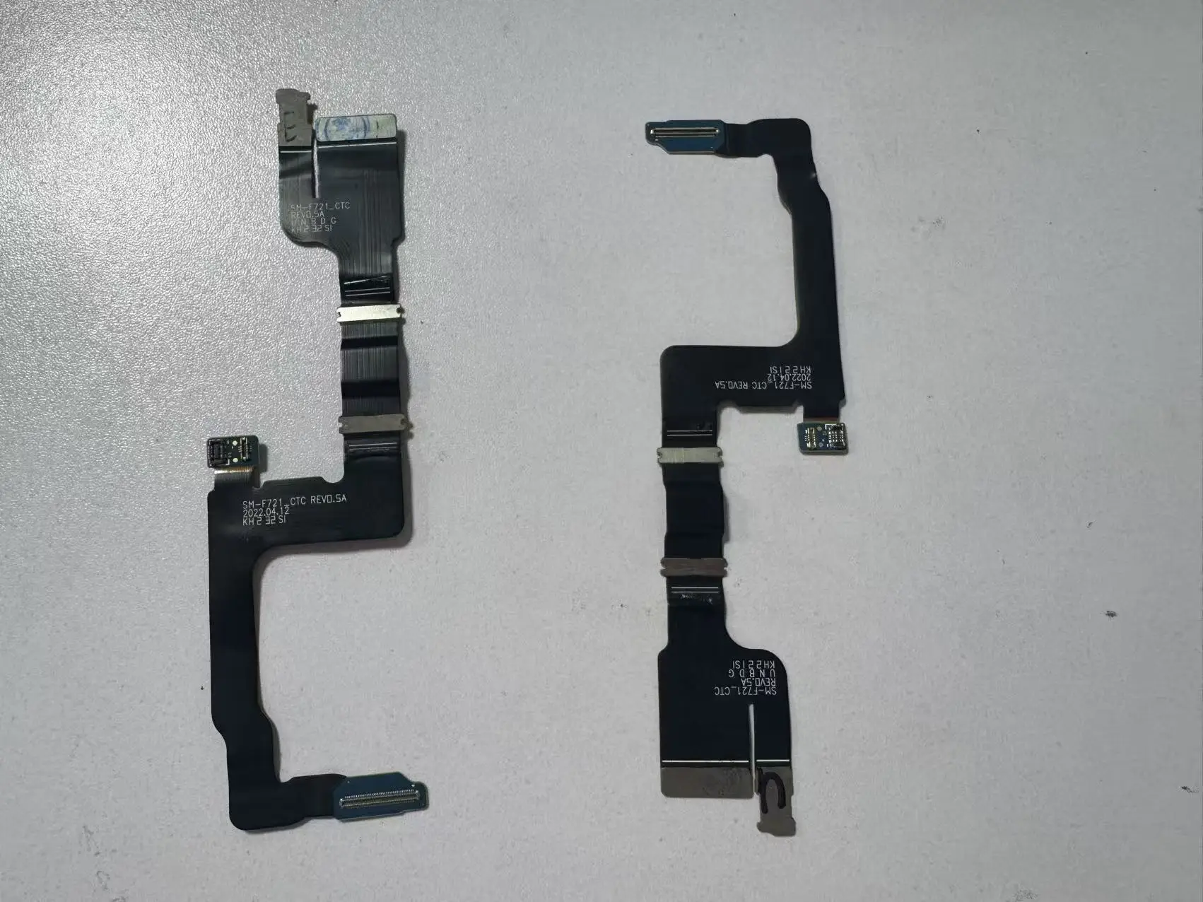 Фото Для Samsung Z Flip 2 3 4 5 6 F741 F700 F711 F721 F731 F707 Flip4: Гибкий шлейф разъема материнской платы, гибкий шлейф LCD-дисплея, гибкий шлейф оси вращения №4