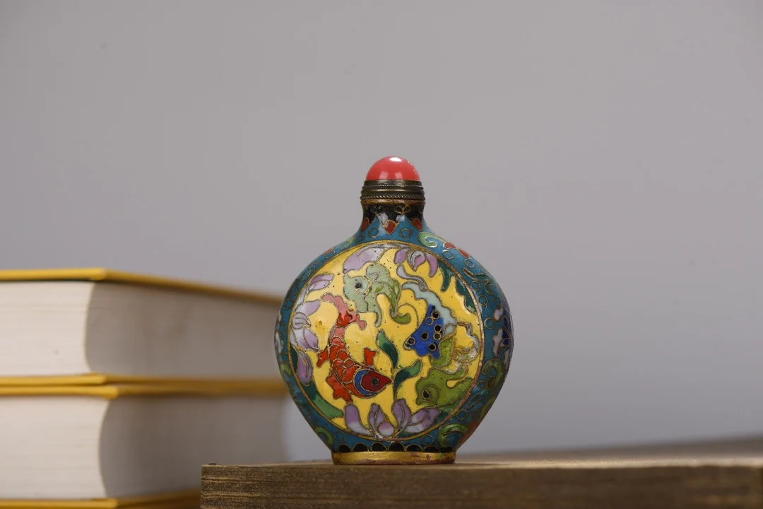 

3"Tibetan Temple Collection Old Bronze Cloisonne Enamel tangled lotus longevity snuff bottle office ornament Town house Exorcism