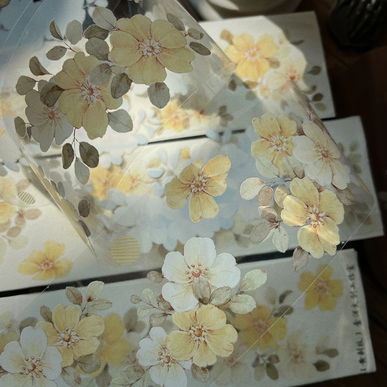 

Жёлтый цветочный washi tape