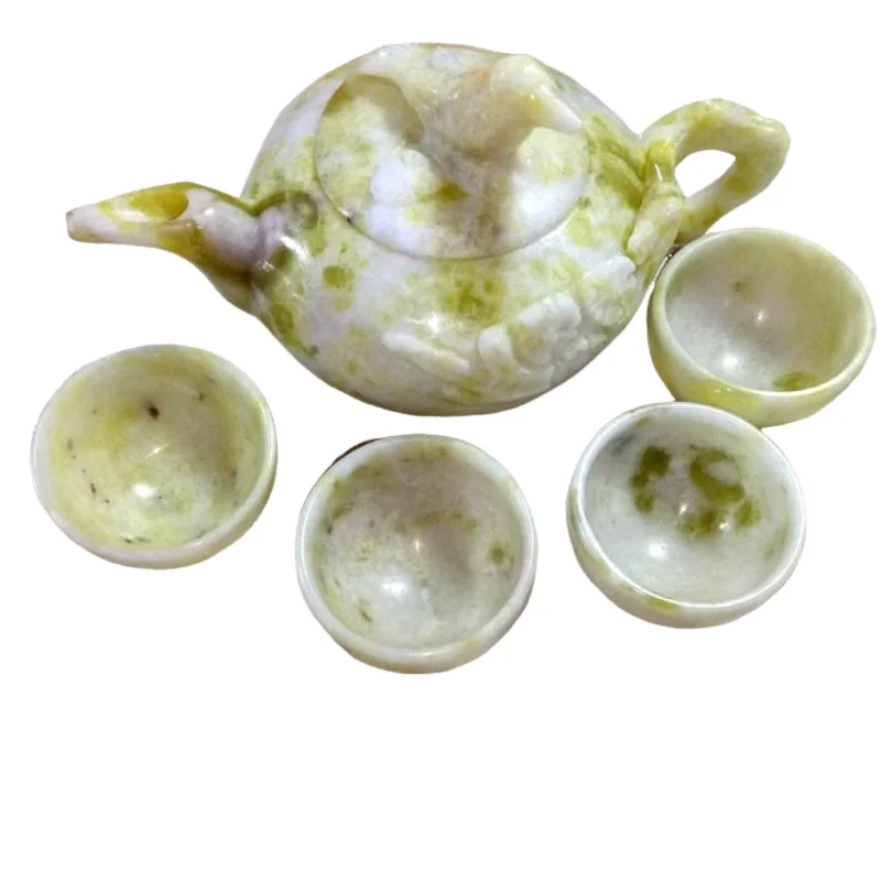 

Набор из натурального нефрита: чайник и чашка