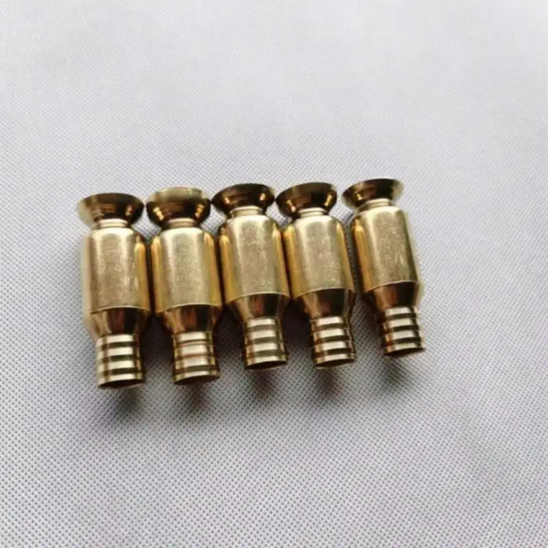 

1 шт. наполнительная труба, ручная откачка, телефон, разъем, бензиновое топливо