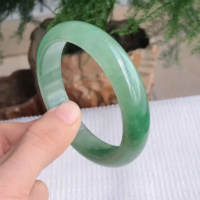 

Natural 54mm-64mm Light Green Burmese Emerald Bracelet Elegant Princess Jewelry Best Gift for Girlfriend