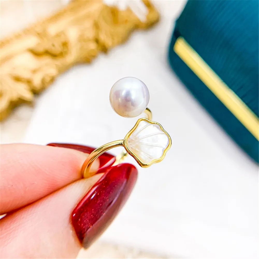 Кольцо из серебра 925 пробы с жемчугом диаметром 6-9 мм