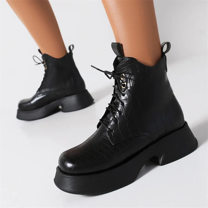 Уличные трендовые Резиновые Нескользящие сапоги на платформе с узором под