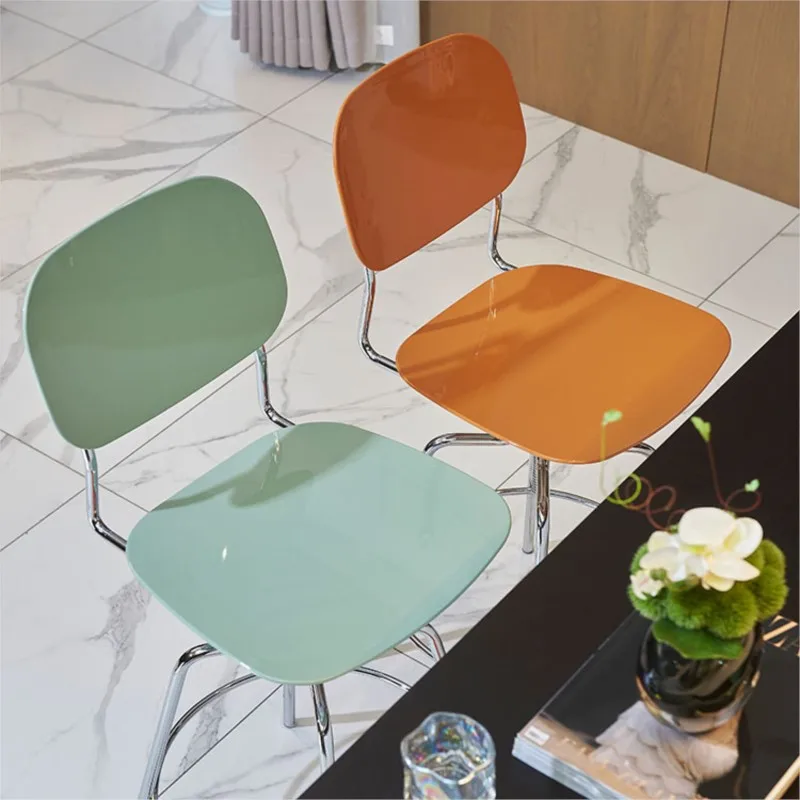 Барный стул