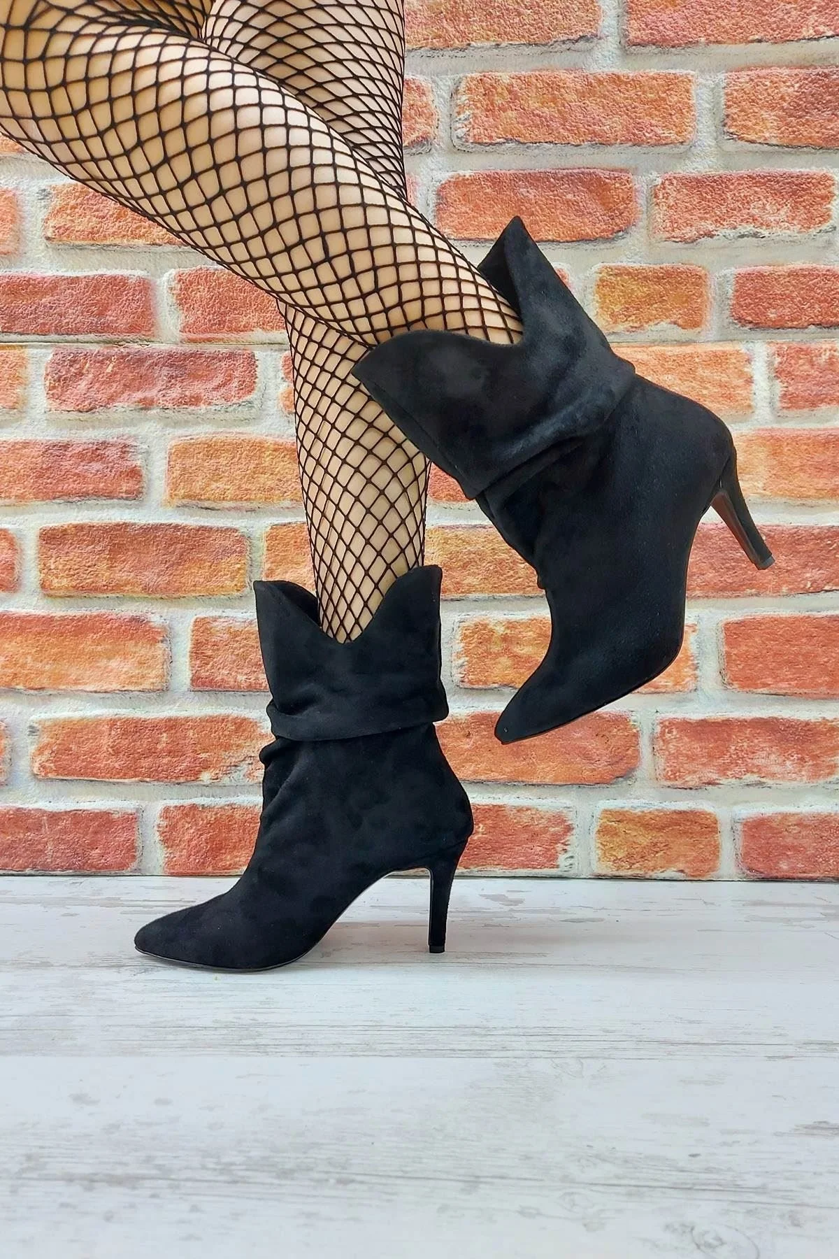 

Olav Black Suede High-Heeled Boots