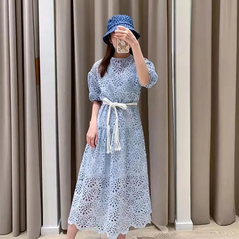 

Light Luxury Socialite French Unique Super Fairy Heavy Industry Lace Temperament Self-cultivation Inner Dress