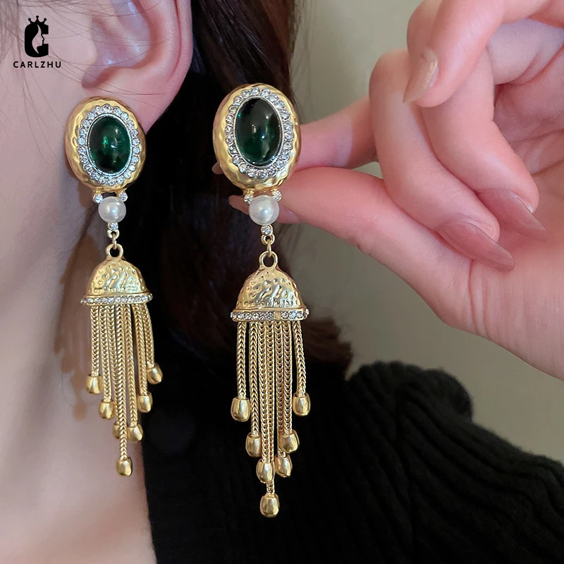 

Rhinestone Oval Pearl Wind Chime Tassel Ear Clip Earrings Antique Palace Style Non Pierced Ear Bone Clip Earring Female Jewelry
