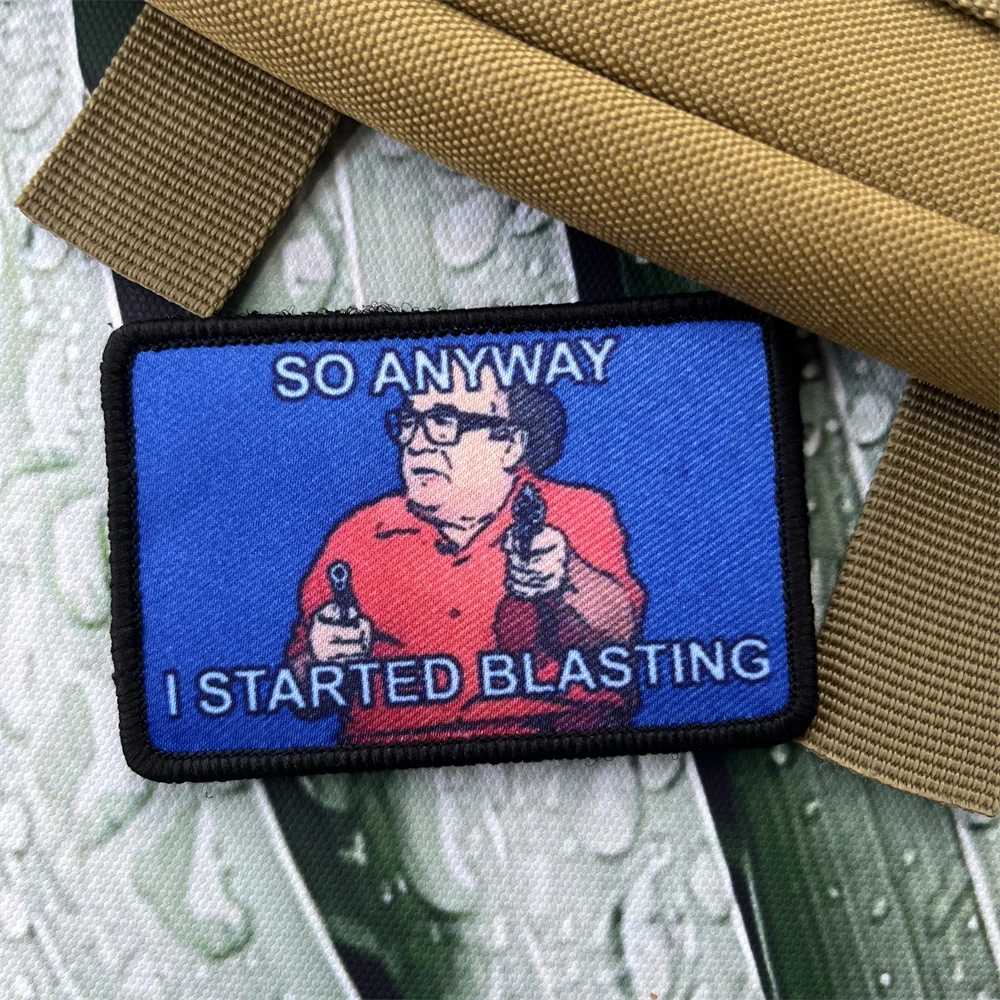 Так что во всяком случае я начал напечатать блестящие патчи фотообои и петли