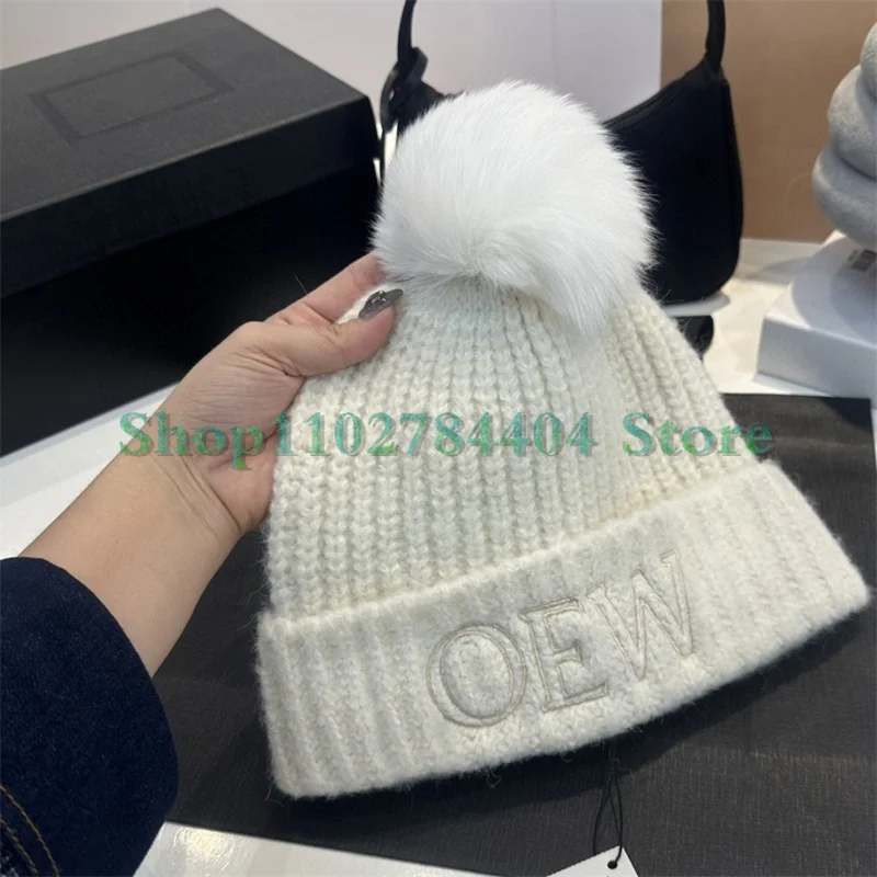 Рисунок 4 - Зимняя женская шапка 615563