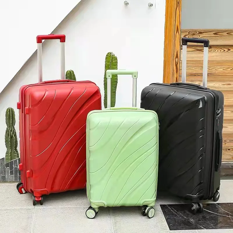 Travel suitcase on wheels Cabin Rolling Luggage fashion woman trolley luggage bag combination lock Zipper PP lightweight luggage