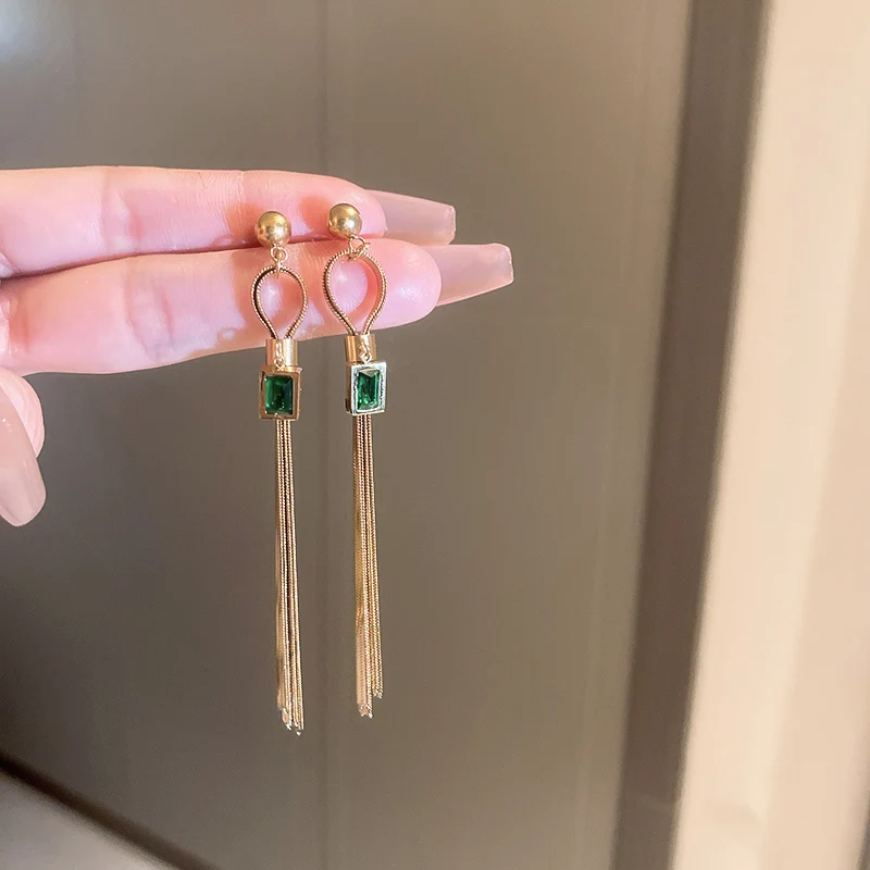 

DREJEW Green Rhinestone Square Drop Earrings for Women Titanium Steel Chain Long Tassels Dangler Earrings Luxury Ear Jewelry