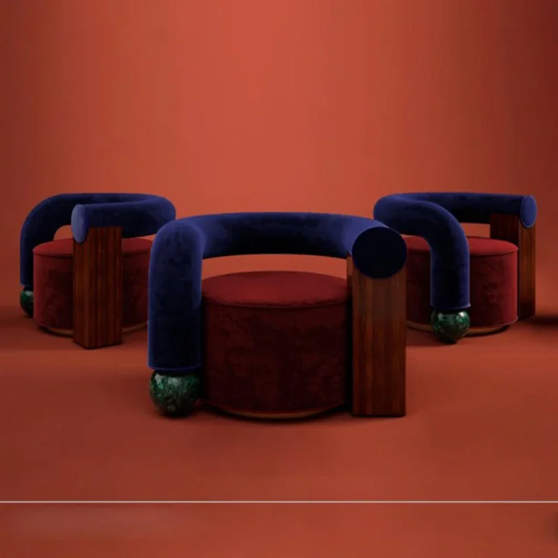 Красный удобный трендовый стул подлокотник губка дизайн красоты для чтения