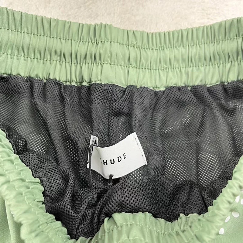 Рисунок 6 - Шорты мужские с принтом кешью