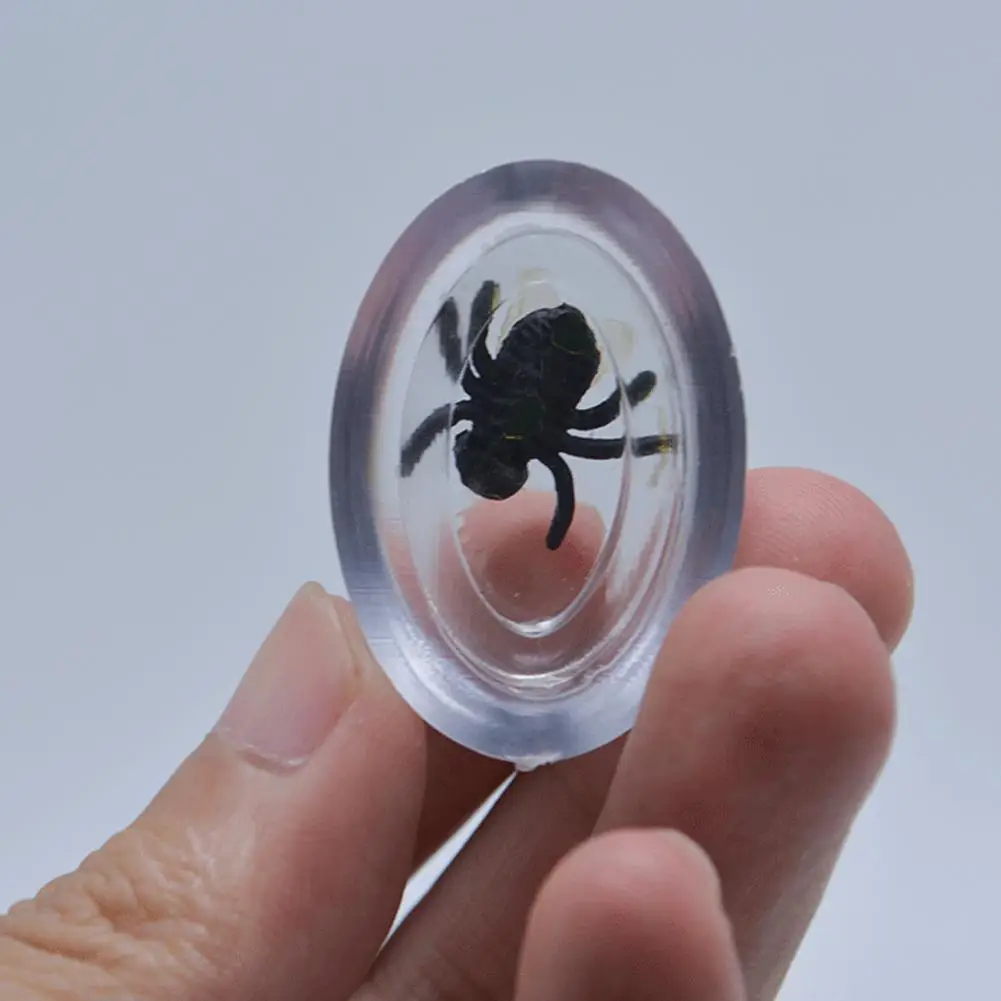 

1Pcs Simulation Ants Plastic Mini Ants Toys 1.5*1.6cm Halloween Funny Insect Joking Toy Bug Ant Toy For Children Gifts T8Q1