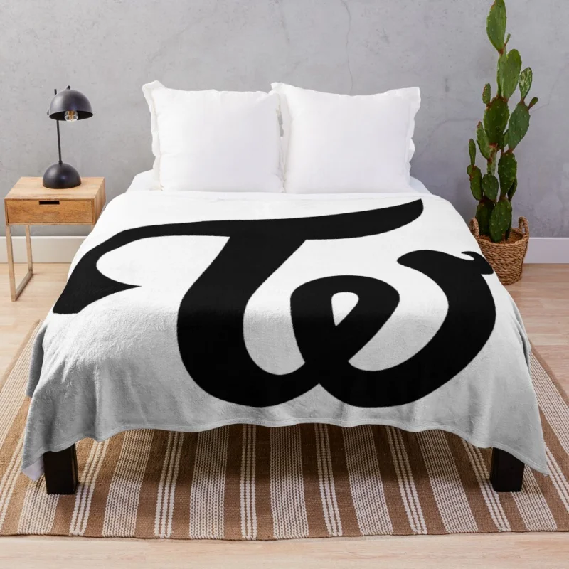

TWICE Throw Blanket Fashion Sofa Blankets