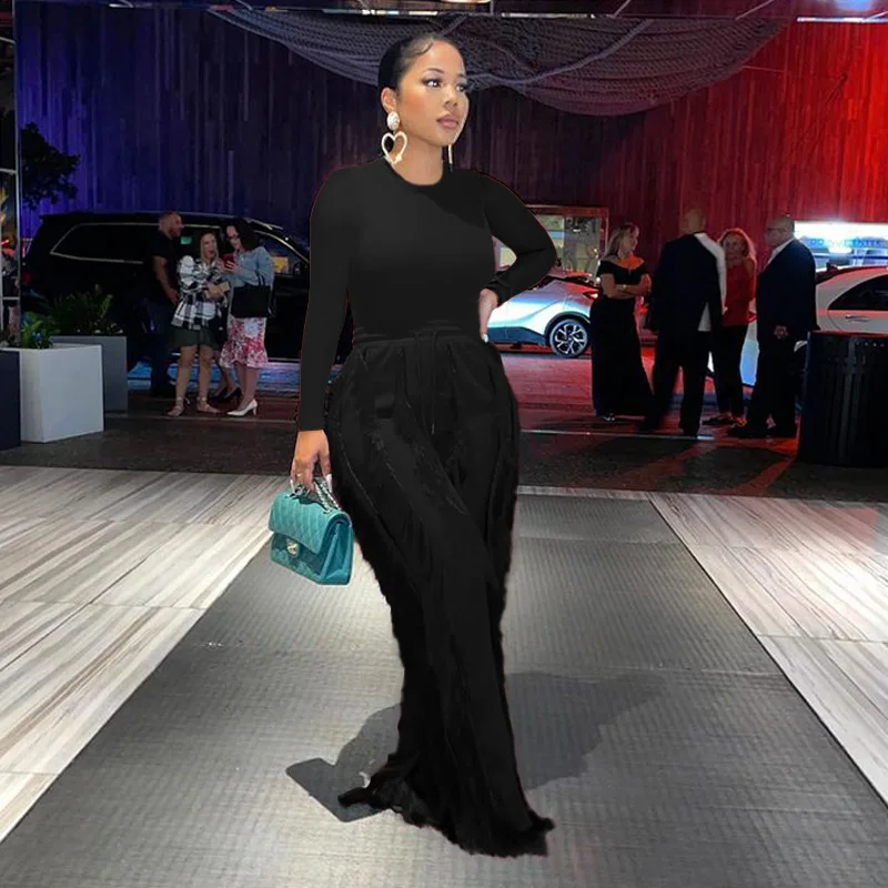 Боди с длинным рукавом и брюки бахромой