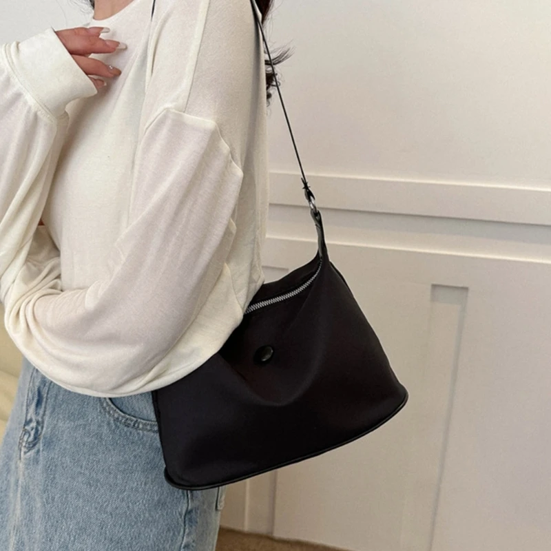 

Сумка на плечо для женщин и девушек, однотонный тоут, сумочка для подмышек, ранец на молнии, Роскошные роскошные чемоданчики