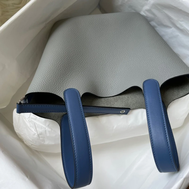 

XHTY Leather Vegetable Basket Handbag Bucket Bag Wax Thread Sewing Head Layer Cowhide Fashion Color Matching Soft And Simple