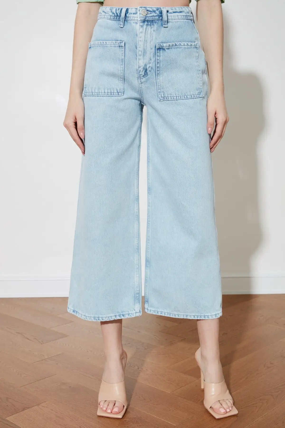 

Blue Jean Pocket Detail High Waist Culotte Women Jeans 2021