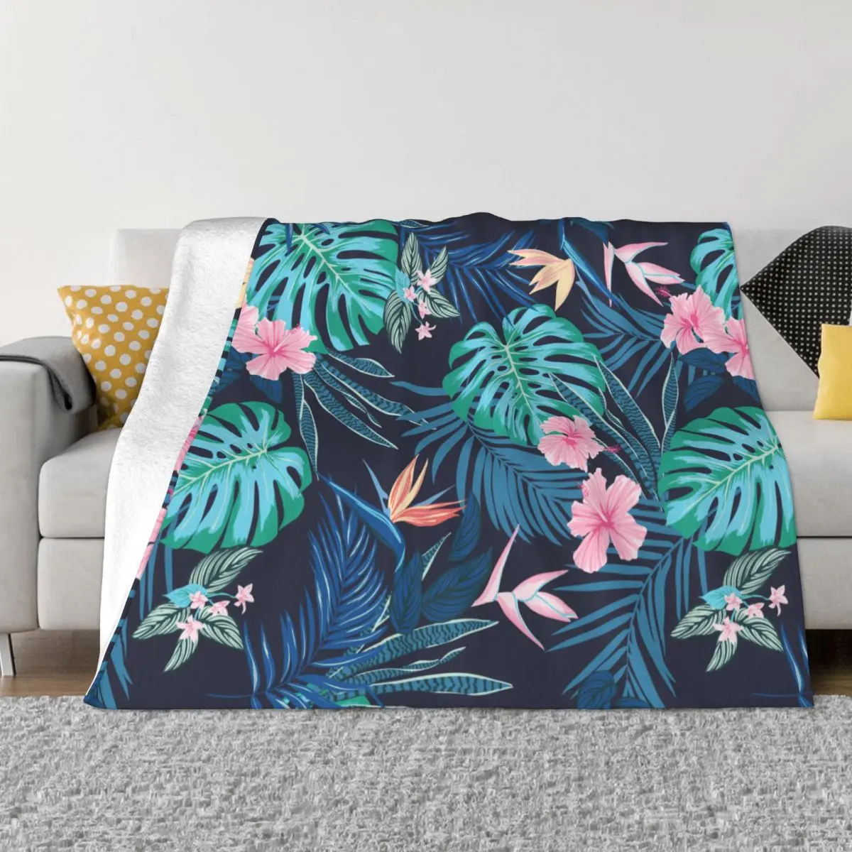 

Summer Tropical Palm Leaves Blankets Flannel Print Breathable Lightweight Throw Blankets for Bedding Office Quilt