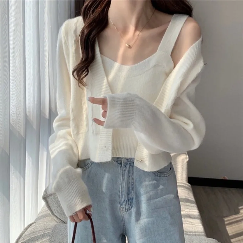 

Зимняя женская одежда с круглым вырезом, новая осенне-зимняя короткая куртка и зимняя футболка с длинным рукавом, выглядят тонко