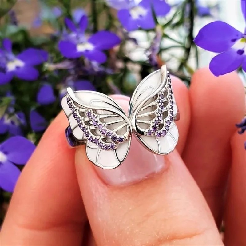 

Simple and Luxurious Butterfly Zircon Ring Fashion Creative Metal Animal Ring Party Jewelry
