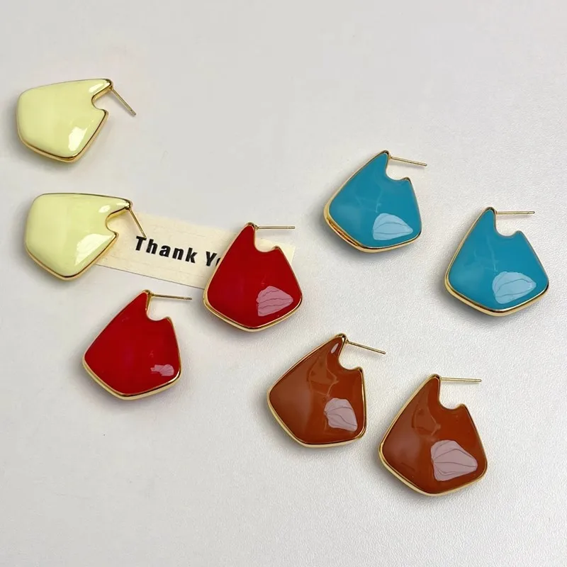 Винтажные цветные эмалированные металлические массивные серьги-гвоздики для