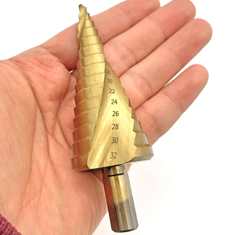 Рисунок 6 - Сверло из быстрорежущей стали титановое