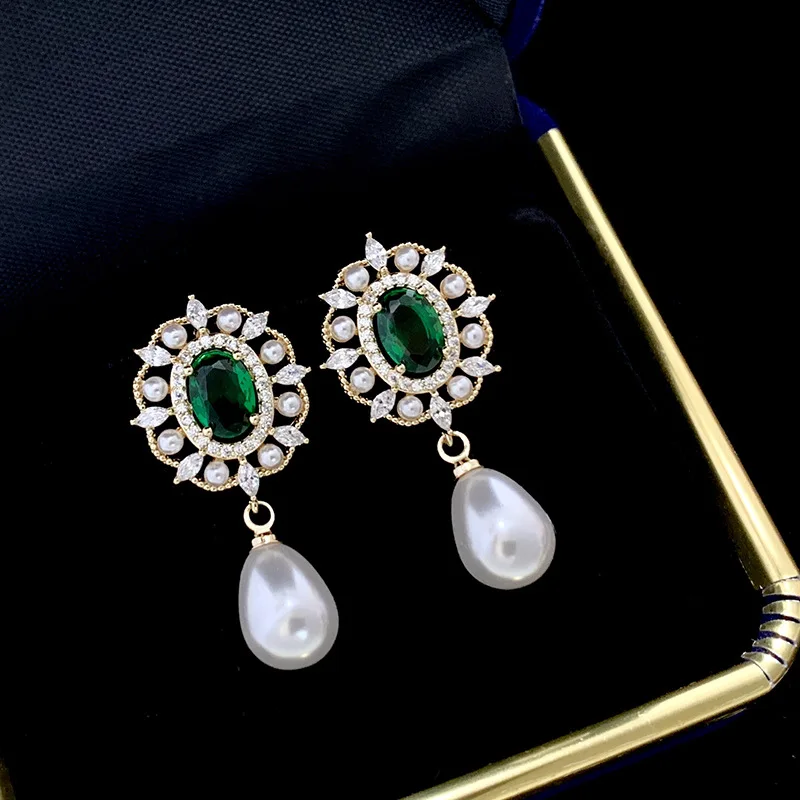 

luxury green zircon pearl pendant personality fashion Korean design sweet women vintage earring