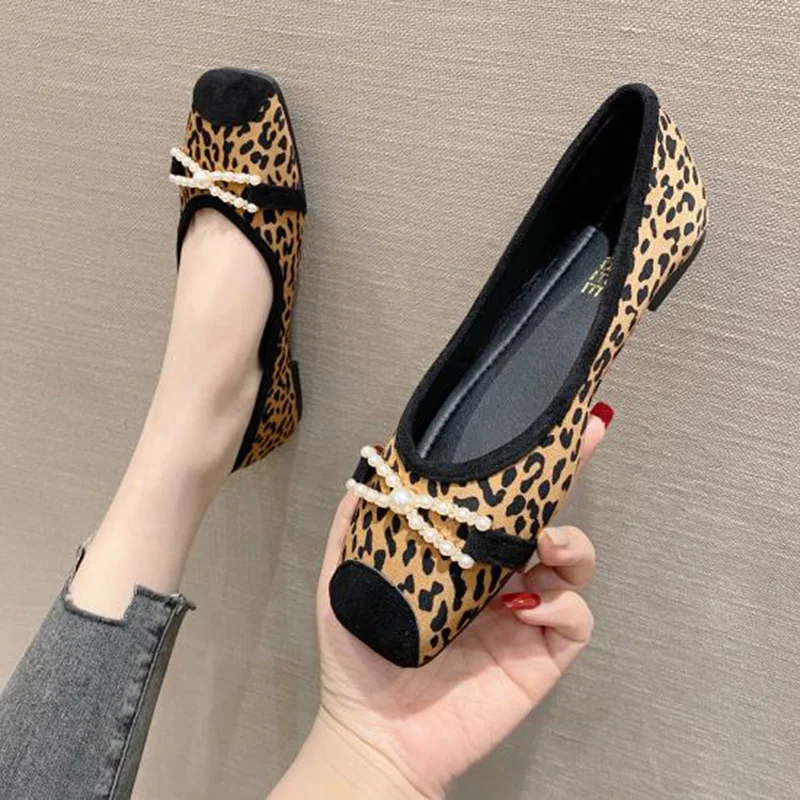 

2022 Fashion Flats for Women Leopard Shoes Elegant Office Lady Shoes Flat Brand Woman Footwear Soft Plus Size 41 A4425