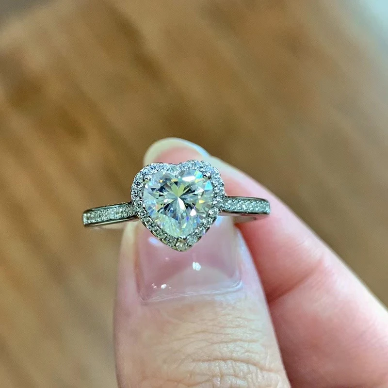 925 Sterling Silver 1 Carat Moissanite Ring Romantic Heart Shape Women's Diamond Engagement Rings Love Luxury Wedding Jewelry