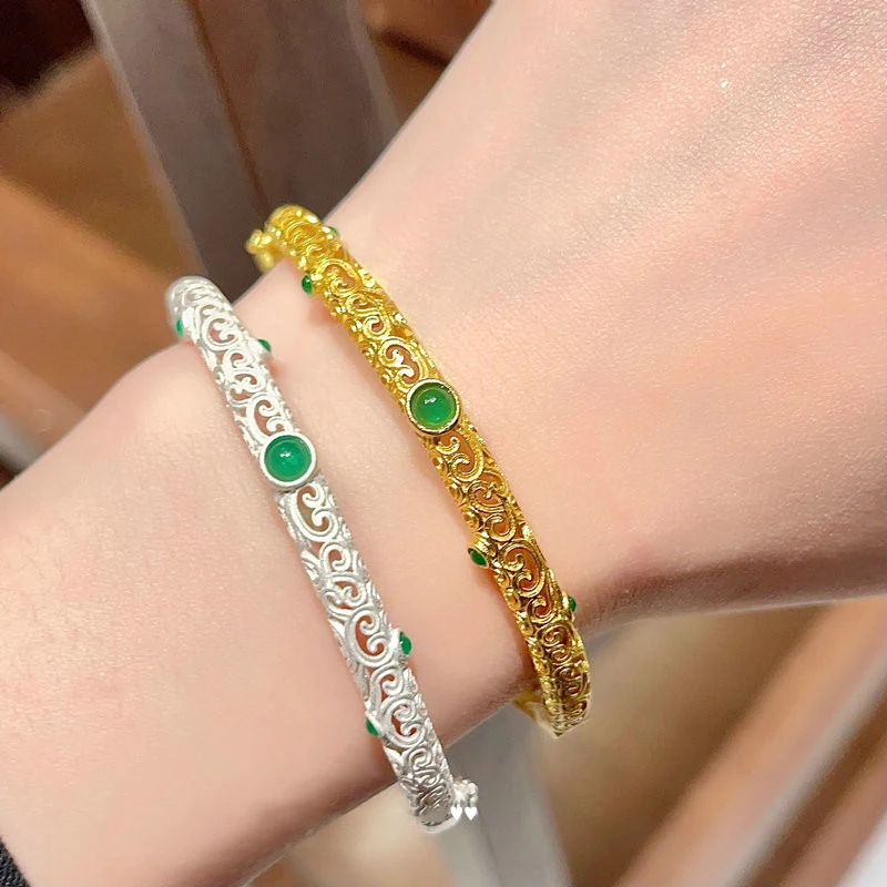 

Vintage Style Luxury 18K Bracelet With Malachite For Women Original Design Bnalge Jewelry For Engagement Wedding Gift