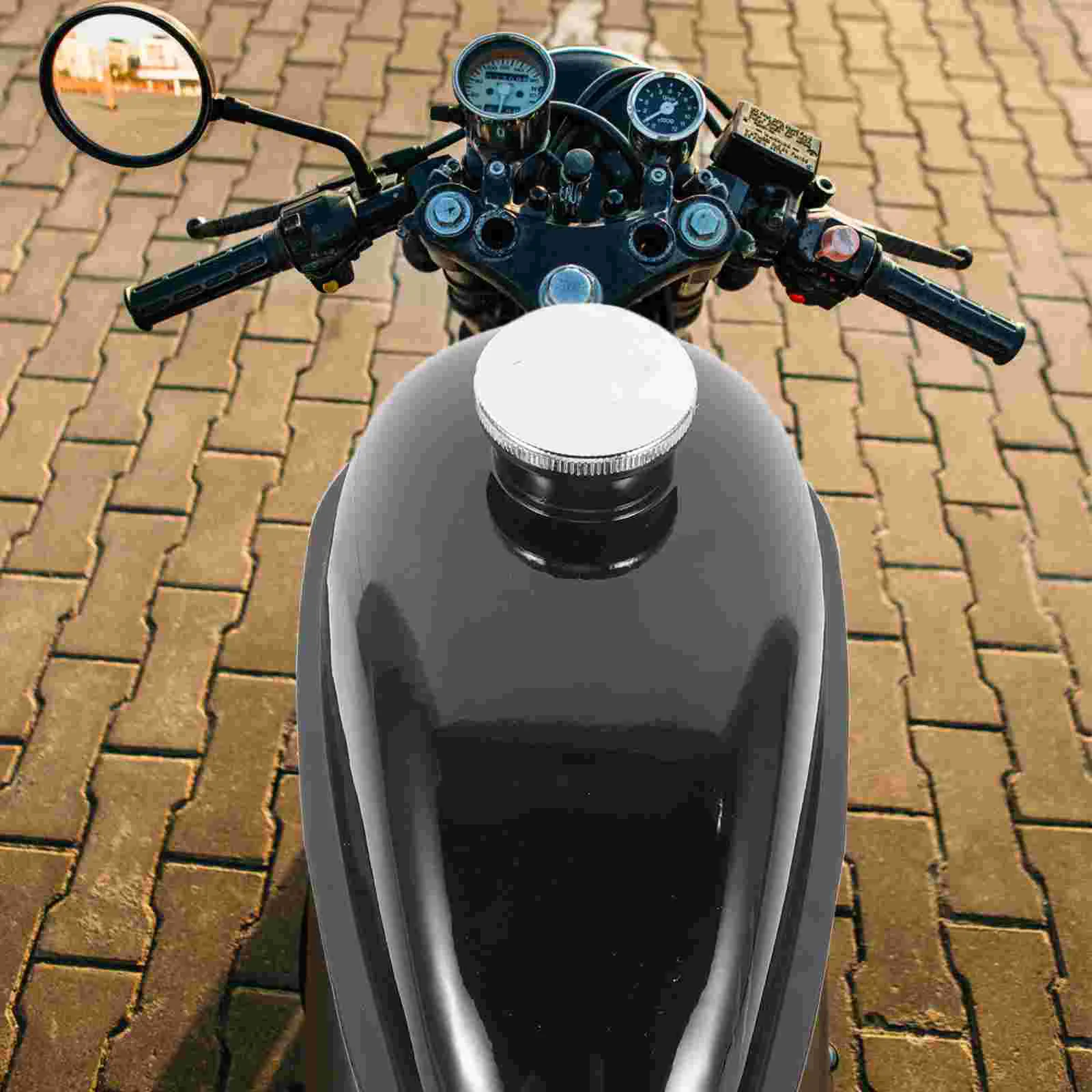 

Small Fuel Tank Motorcycle Gas Tank Mini Bike Gas Tank Compatible with 80CC Motorcycle 2L