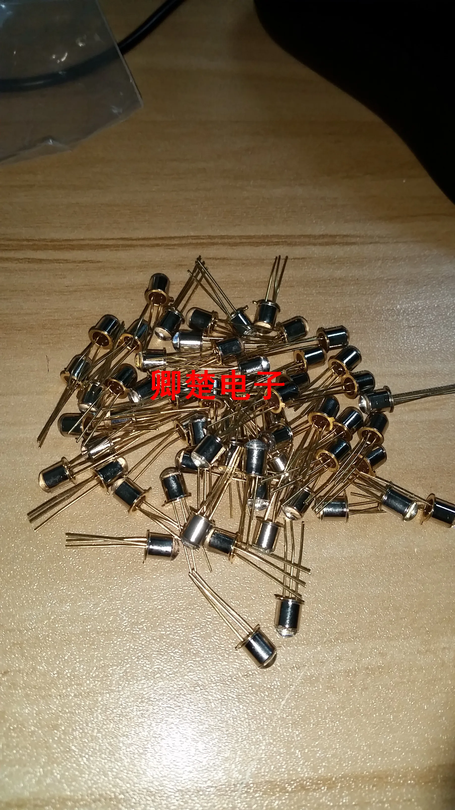 

30pcs original new 3DU33B