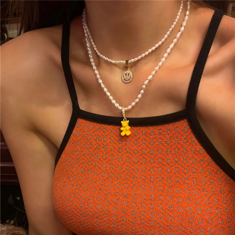 

2021 New Colorful Resin Bear Pearl Zircon Beaded Smiley Metal Chain Pendant Necklace for Women Girls Party Jewelry Gifts