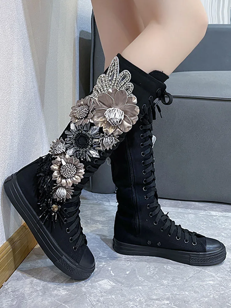 

Женские сапоги Челси на плоской подошве, с цветами, высокие сапоги, новинка зимы 2022, модная повседневная обувь на платформе, высокие сапоги-г...